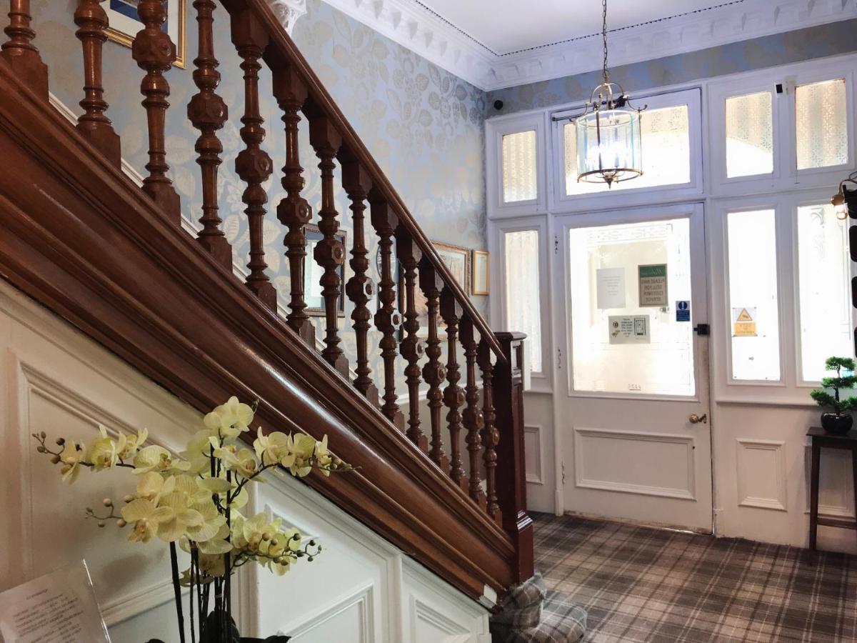 Alexander Guest house